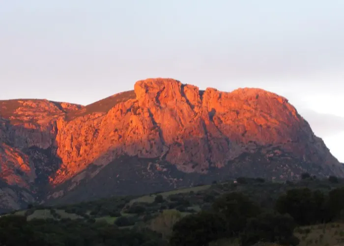 Perula Di Machja Panzió Alata