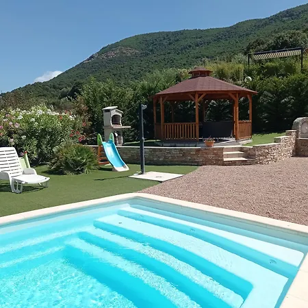 Perula Di Machja Bed & Breakfast Alata